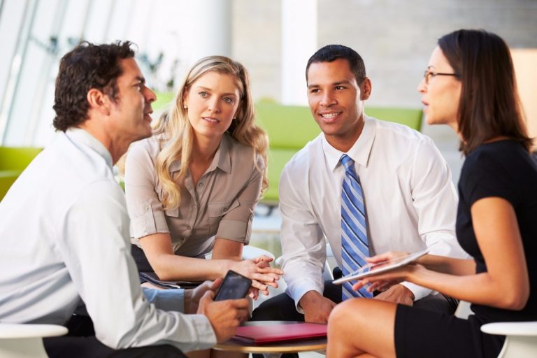 compliance-vs-commitment-sabeza-hr